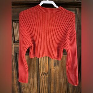 ZARA SWEATER THICK TOP CROP WOMEN SIZE SMALL ORANGE​